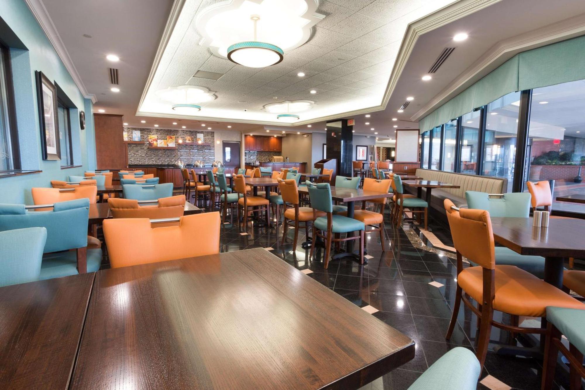 Drury Inn & Suites St. Louis 크리브 코어 외부 사진